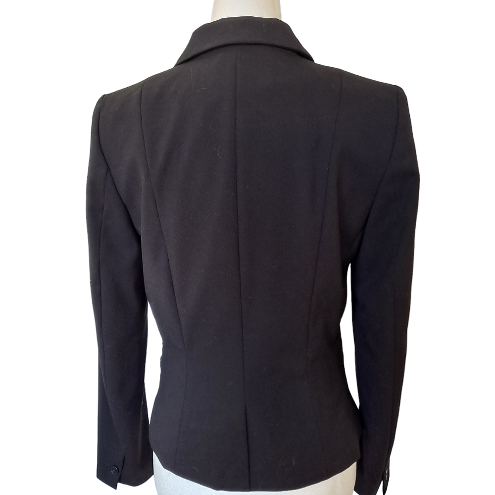 H&M Women's Black Classic One Button Cropped Blazer Jacket sz6 - Picture 3 of 7